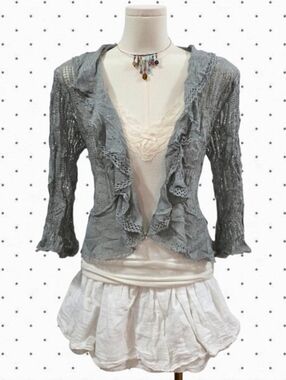 Grey lace unbranded cardigan with ruffles and bell sleeves